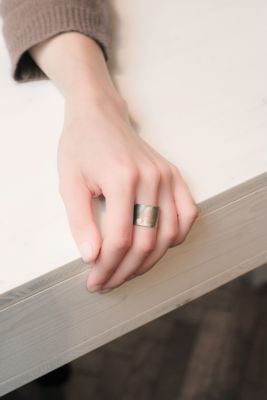 Katharina Schmid - Bands - Ring (getragen)